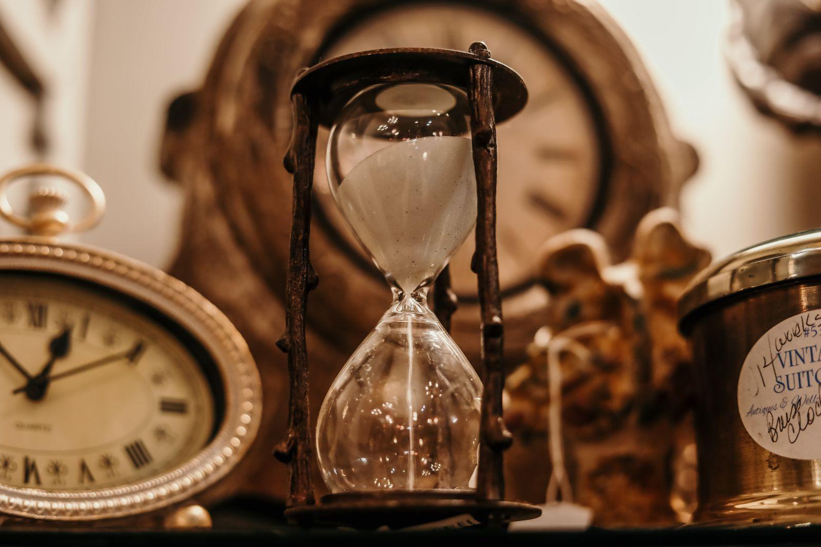 Analoge Uhr als Sinnbild für Zeitlimits